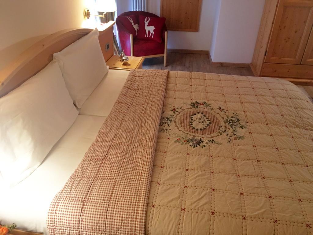 I Tre Magli Hotel Dimaro Bagian luar foto