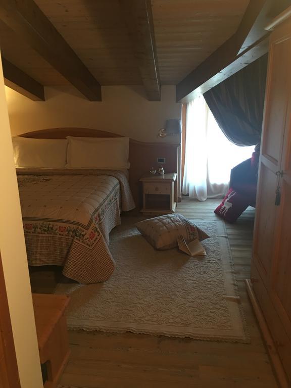 I Tre Magli Hotel Dimaro Bagian luar foto