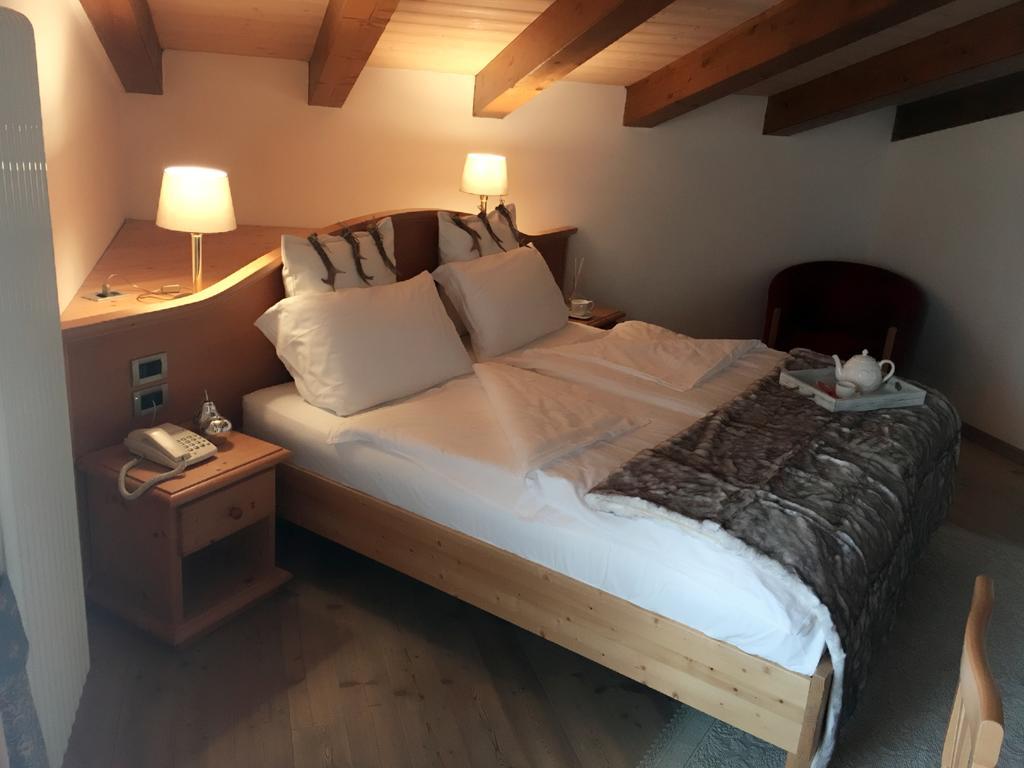 I Tre Magli Hotel Dimaro Bagian luar foto