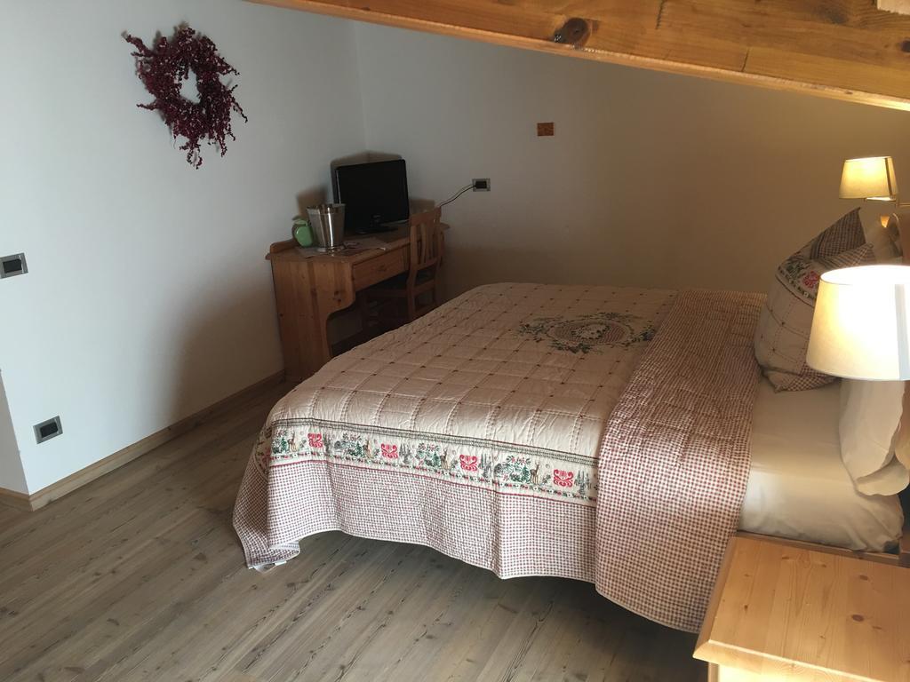 I Tre Magli Hotel Dimaro Bagian luar foto