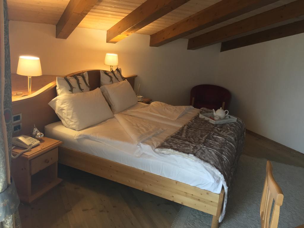 I Tre Magli Hotel Dimaro Bagian luar foto