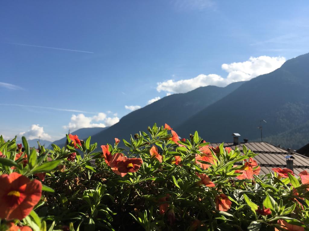 I Tre Magli Hotel Dimaro Bagian luar foto