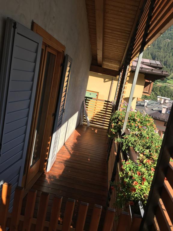 I Tre Magli Hotel Dimaro Bagian luar foto